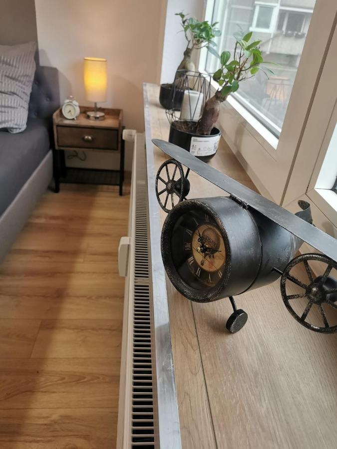 Frisch Sanierte Ferienwohnung 2 Min Vom Suedstrand - Balkon - Pay Tv 威廉港 外观 照片