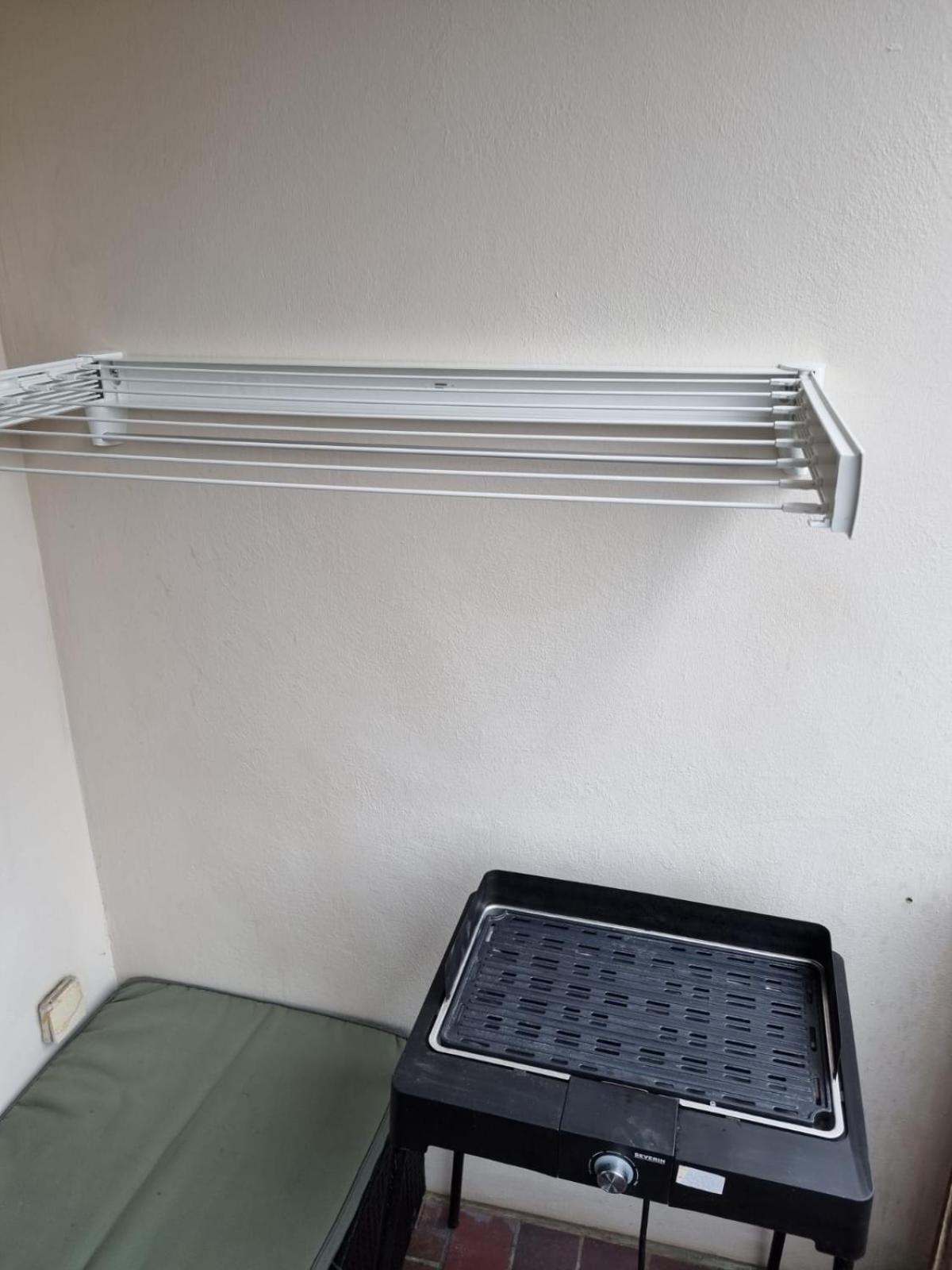 Frisch Sanierte Ferienwohnung 2 Min Vom Suedstrand - Balkon - Pay Tv 威廉港 外观 照片